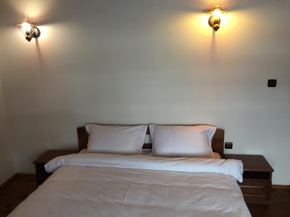 Hotel Чолаковата Къща Kopriwschtiza Exterior foto