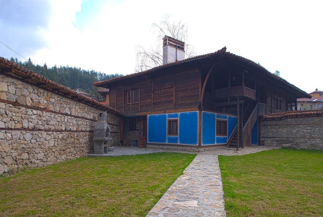 Hotel Чолаковата Къща Kopriwschtiza Exterior foto