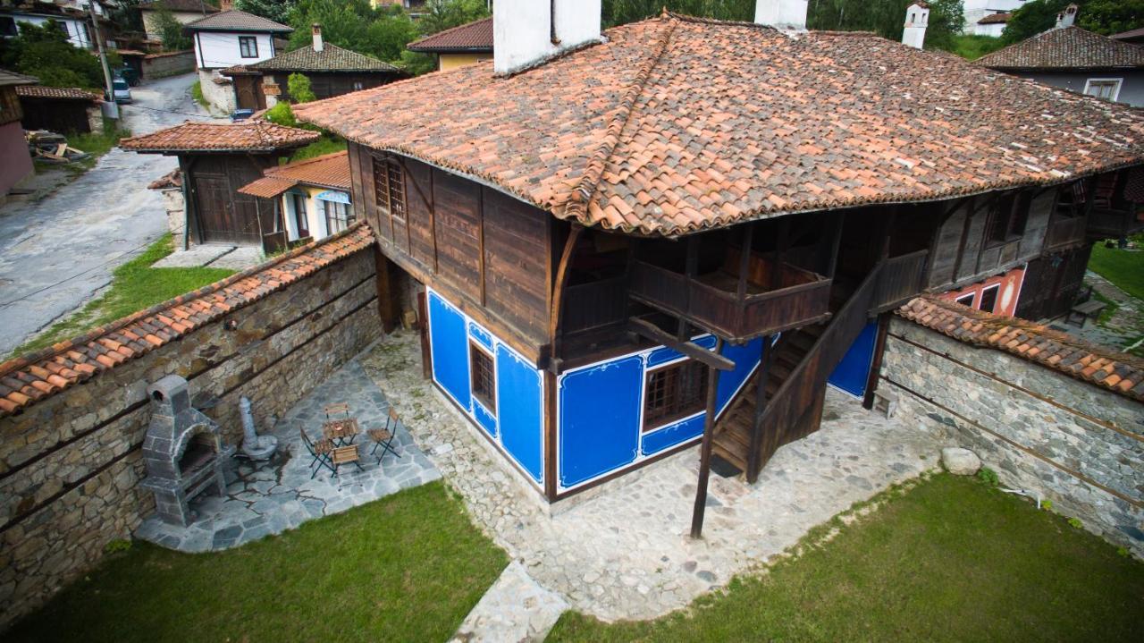 Hotel Чолаковата Къща Kopriwschtiza Exterior foto